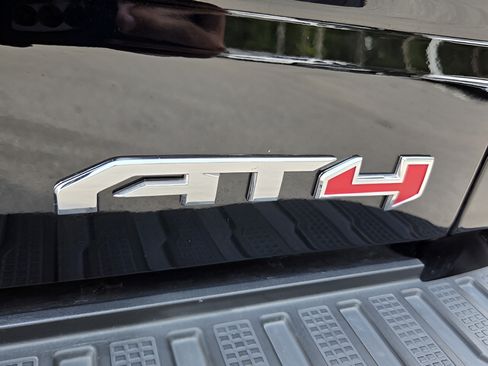 Certified 2021 GMC Sierra 1500 AT4 AWD/4WD image 18