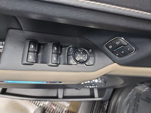 Used 2024 Ford Expedition Max Limited AWD/4WD image 28