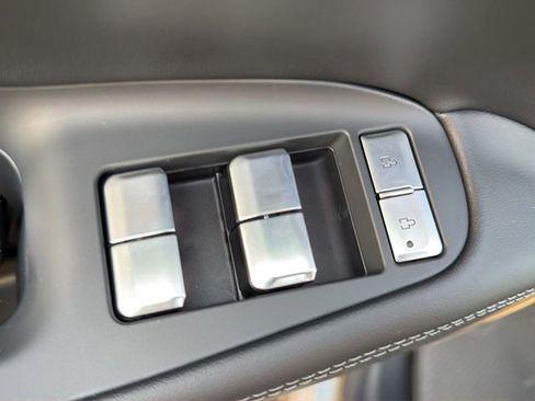 New 2026 Lincoln Navigator Reserve image 12