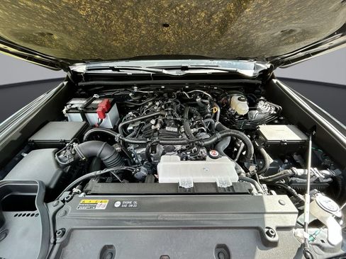 Used 2025 Toyota 4Runner TRD Sport Premium AWD/4WD image 35