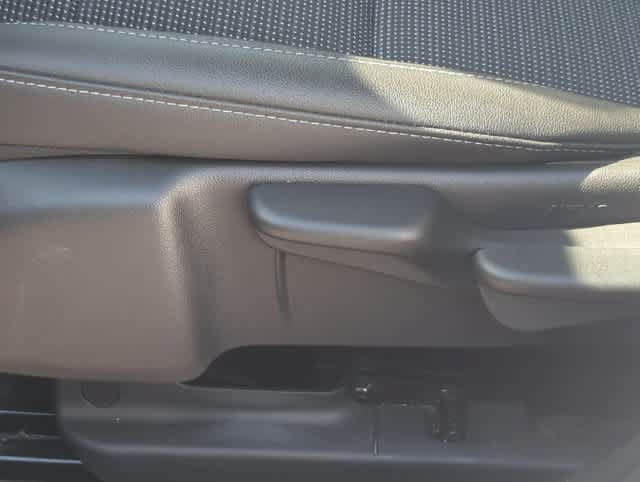 Used 2026 Buick Envista Preferred FWD image 17
