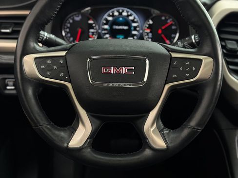 Used 2017 GMC Acadia Denali w/ Technology Package AWD/4WD image 14