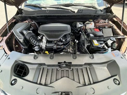 Used 2023 Chevrolet Blazer Premier w/ LPO, Floor Liner Package AWD/4WD image 30