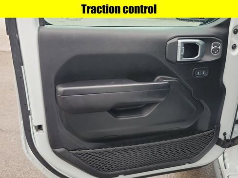 Used 2023 Jeep Wrangler Unlimited w/ Convenience Group AWD/4WD image 20