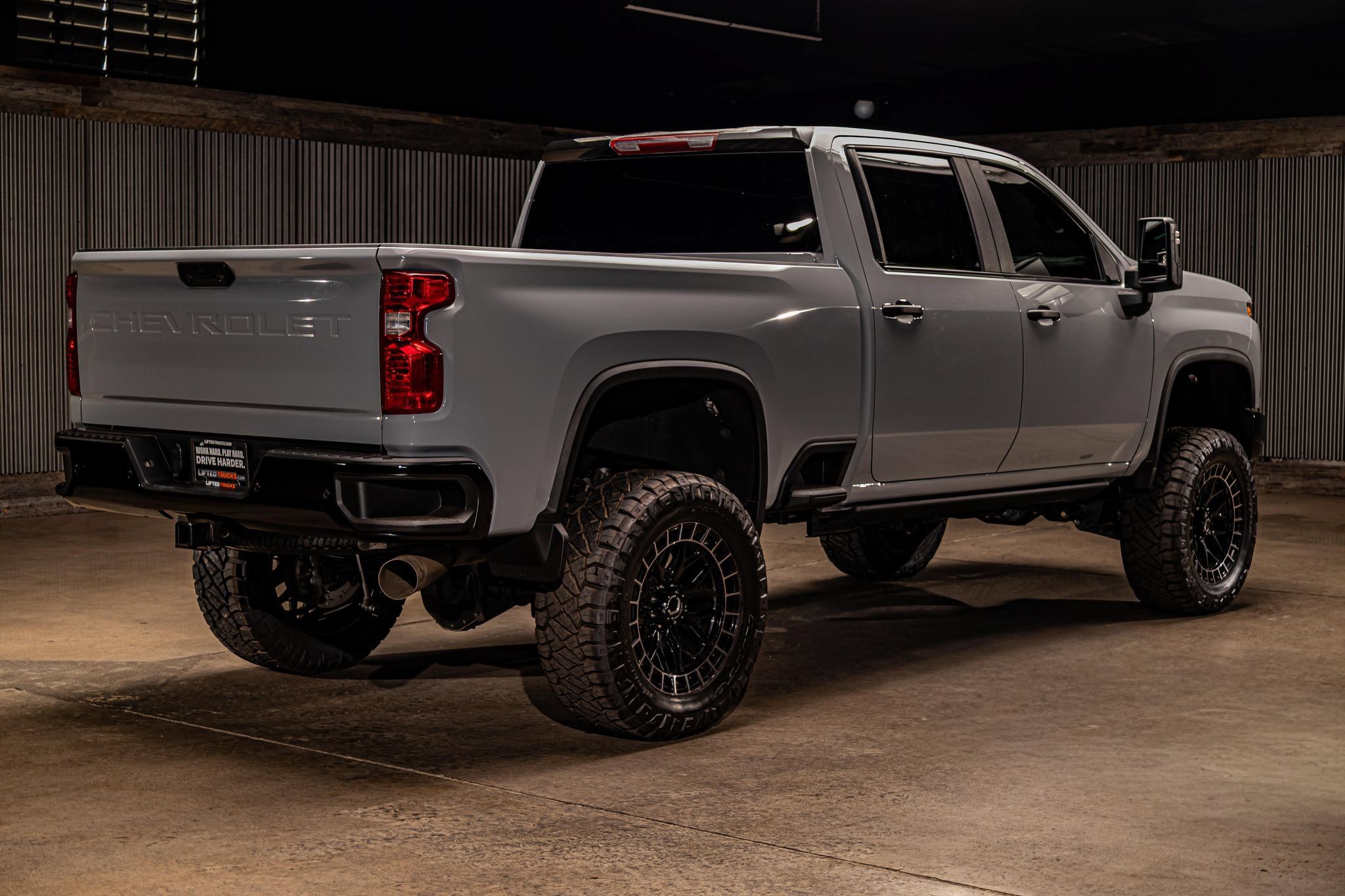 Used 2025 Chevrolet Silverado 2500 Custom w/ Custom Value Package AWD/4WD image 8