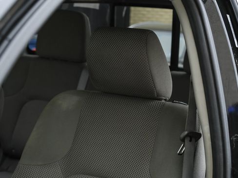 Used 2016 Nissan Frontier SV w/ SV Value Truck Package image 25