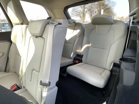 Certified 2023 Volvo XC90 T8 Plus image 13