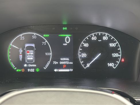 Used 2025 Honda CR-V Sport Touring image 16
