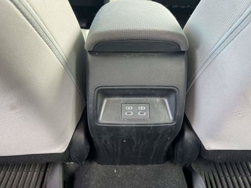 Used 2023 Toyota Corolla LE FWD image 12