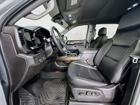Certified 2025 Chevrolet Silverado 1500 LT Trail Boss w/ LT Trail Boss Premium Package AWD/4WD image 22