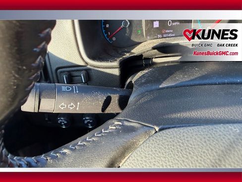 Used 2021 GMC Canyon Denali image 16