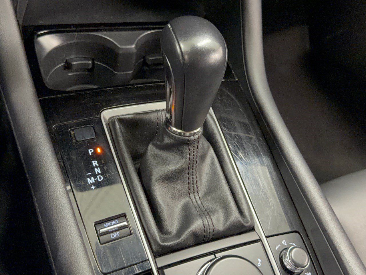 Used 2024 MAZDA MAZDA3 s FWD image 21