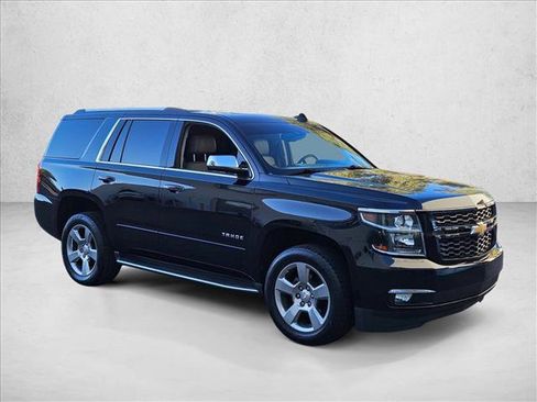 Used 2019 Chevrolet Tahoe Premier image 3