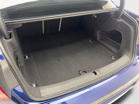 Used 2022 Audi A4 2.0T Premium w/ Convenience Package image 77