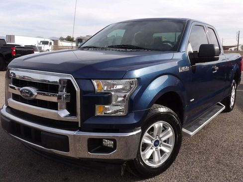 Used 2017 Ford F150 XLT image 4