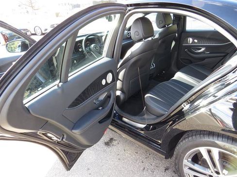 Certified 2022 Mercedes-Benz E 350 4MATIC Sedan image 20