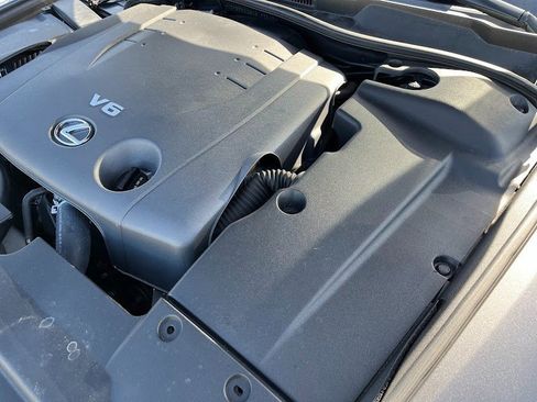 Used 2013 Lexus IS 250 image 27