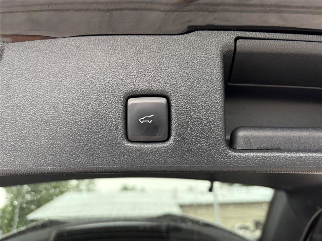 Used 2024 Ford Escape ST-Line AWD/4WD image 24