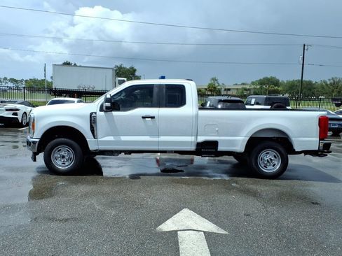 Used 2023 Ford F350 XL w/ XL Driver Assist Package AWD/4WD image 4