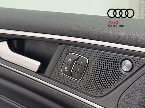 Used 2022 Ford Edge Titanium w/ Equipment Group 301A AWD/4WD image 33