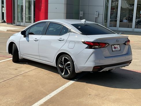 New 2025 Nissan Versa SR w/ Trunk Package image 7