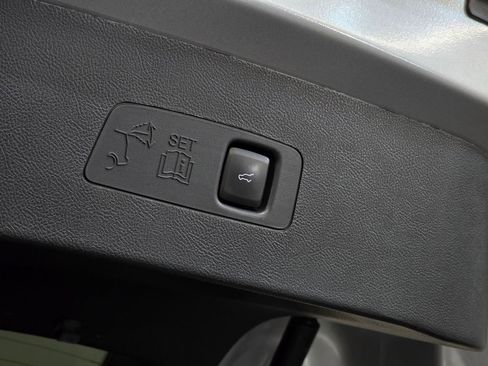 Used 2020 Lincoln Corsair FWD w/ Equipment Group 101A image 39