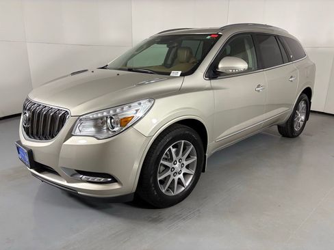 Used 2017 Buick Enclave Leather w/ Trailering Package image 4