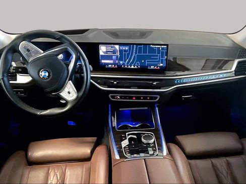 Used 2026 BMW X7 xDrive40i AWD/4WD image 14