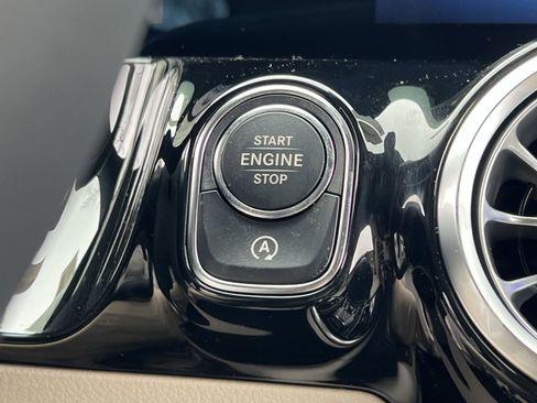 New 2026 Mercedes-Benz GLA 250 4MATIC image 31