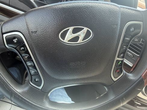 Used 2010 Hyundai Santa Fe GLS FWD image 11