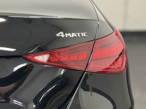 Used 2025 Mercedes-Benz C 300 4MATIC Sedan image 14