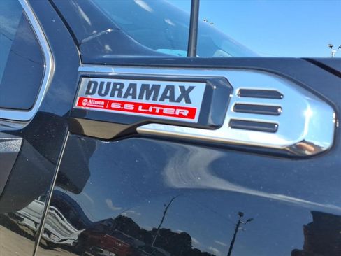 Used 2024 GMC Sierra 2500 Denali w/ Denali Reserve Package image 10