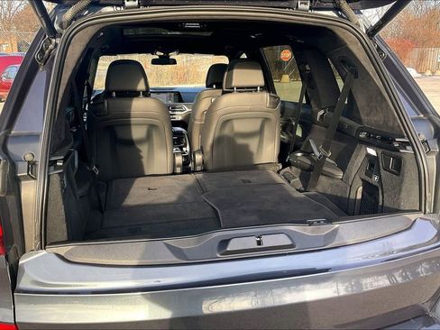 Used 2022 BMW X7 M50i w/ Executive Package image 28