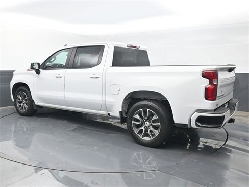 Used 2023 Chevrolet Silverado 1500 RST w/ Z71 Off-Road Package image 3