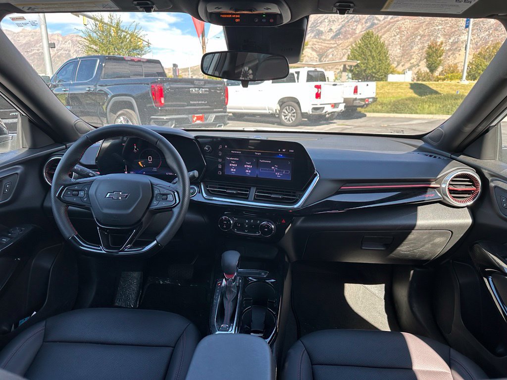 Certified 2026 Chevrolet Trax RS w/ Driver Confidence Package FWD image 26
