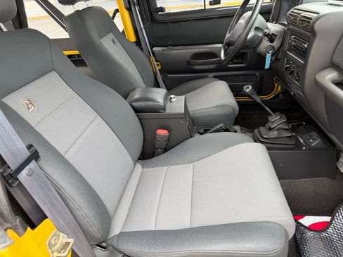 Used 2000 Jeep Wrangler SE AWD/4WD image 20