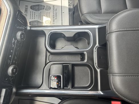 Used 2025 Chevrolet Silverado 1500 RST AWD/4WD image 23