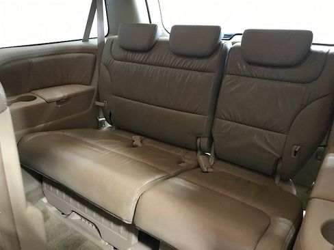 Used 2010 Honda Odyssey EX-L image 19