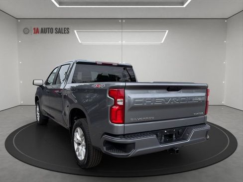 Used 2021 Chevrolet Silverado 1500 Custom w/ Safety Confidence Package AWD/4WD image 3