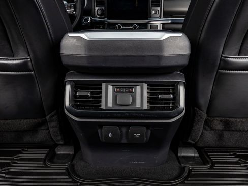 Used 2025 Ford F150 Raptor AWD/4WD image 34