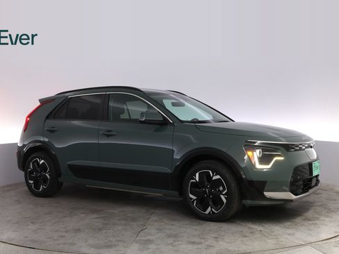 Used 2023 Kia Niro Wind FWD image 13