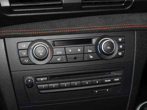 Used 2011 BMW 1 Series M image 41