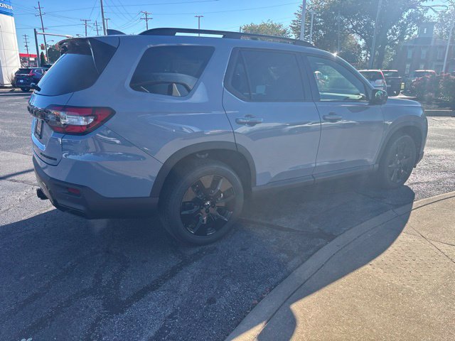 New 2026 Honda Pilot Black Edition image 5
