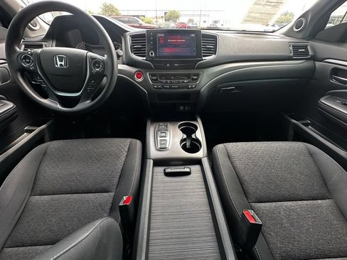 Used 2022 Honda Ridgeline Sport image 10