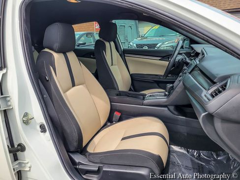 Used 2018 Honda Civic Sport image 30