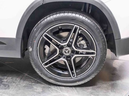 Certified 2022 Mercedes-Benz GLA 250 image 9