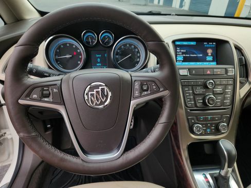 Used 2013 Buick Verano Premium image 10