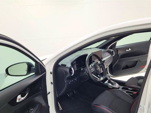Used 2023 Kia Forte GT FWD image 13