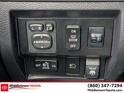 Certified 2020 Toyota Tundra Platinum image 18