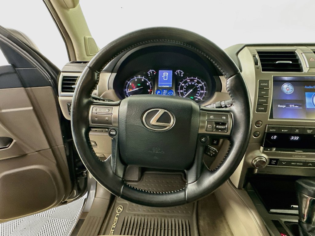Used 2017 Lexus GX 460 w/ Navigation Package AWD/4WD image 13